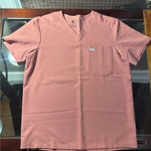 Figs Men's Mauve Leon V-Neck Scrub Top